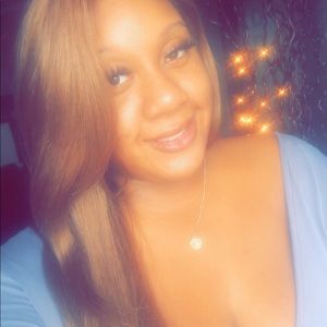 Meet your Posher, Alexandria